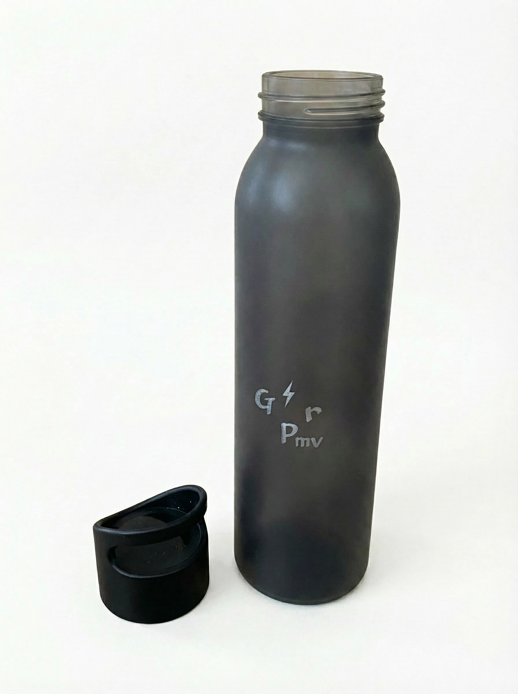 Gourde sport "GrPmv" — Coloris fumée noire